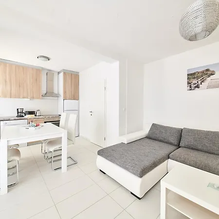 Gvarda Apartment *