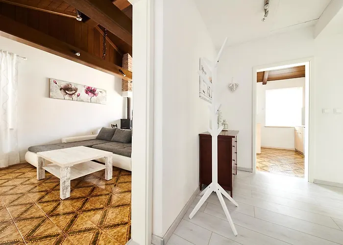 Gvarda Appartement *