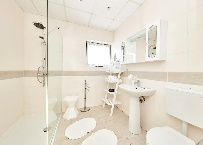 Appartement Gvarda *